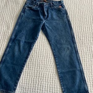 Mens Wrangler FR (flame resistant) 13 original work jeans. Size 34x30